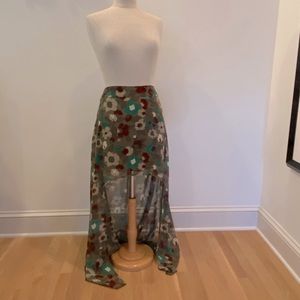 L’Amour High/Low Skirt Shirt In Front Long in Back Olive Green Print Womens L